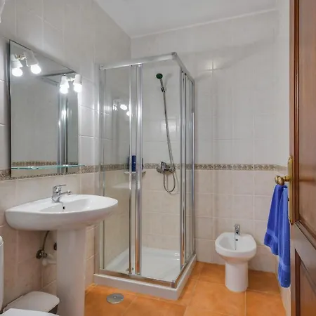 Flor G Apartment *